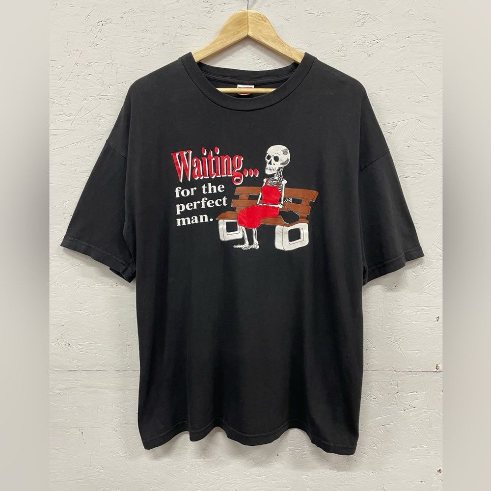 Vintage 80s Skull “Waiting…for the Perfect Man" American Screens Tee, Size L - Picture 2 of 6
